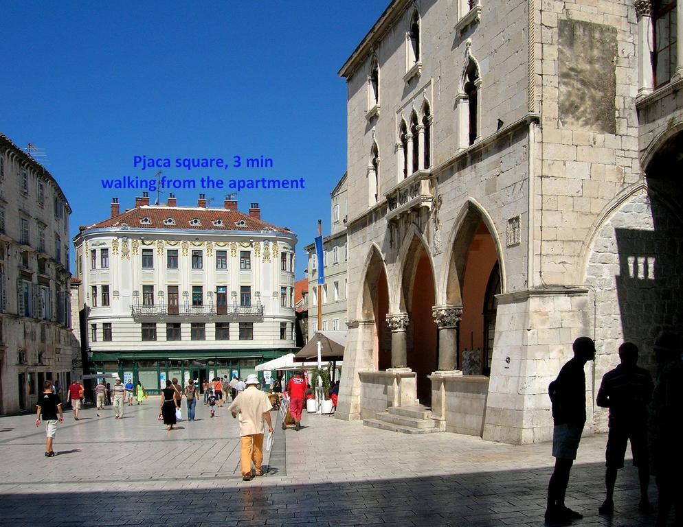 Chic Apartment In Center Split Oda fotoğraf